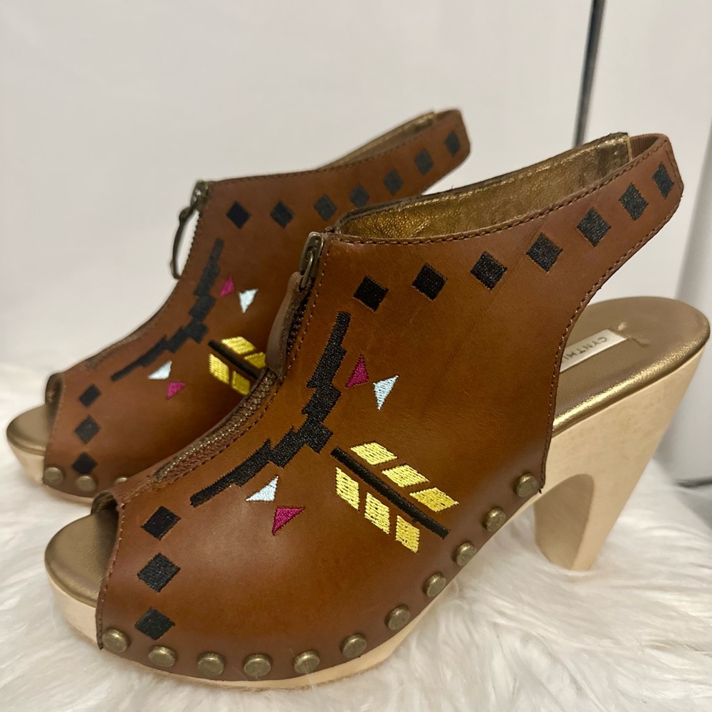 - Cynthia Vincent wooden leather heels